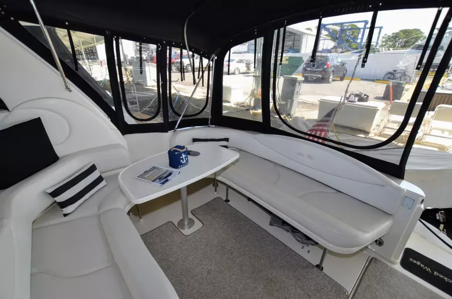 2002 Sea Ray 38 Sundancer