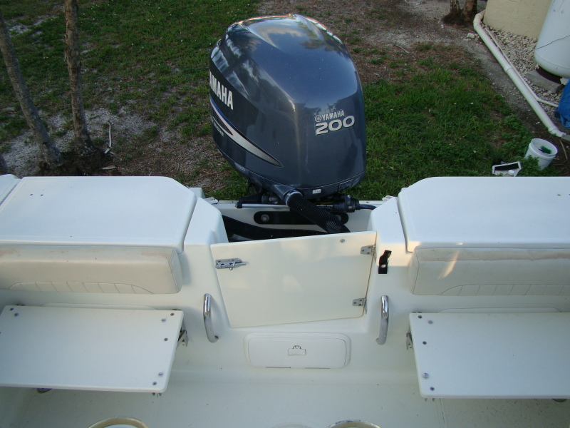 2009 Hydra-Sports 2200 CC
