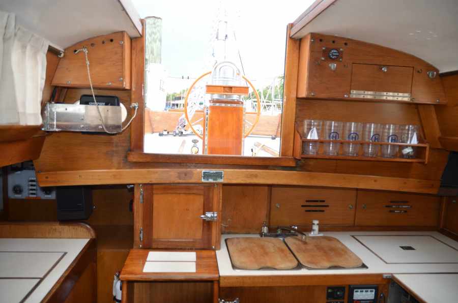 1971 Hinckley Bermuda 40 MK II