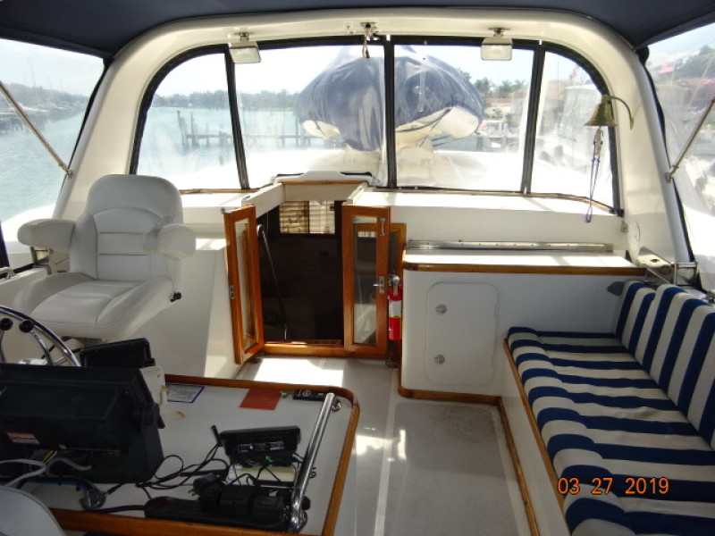 1987 Jefferson Motoryacht