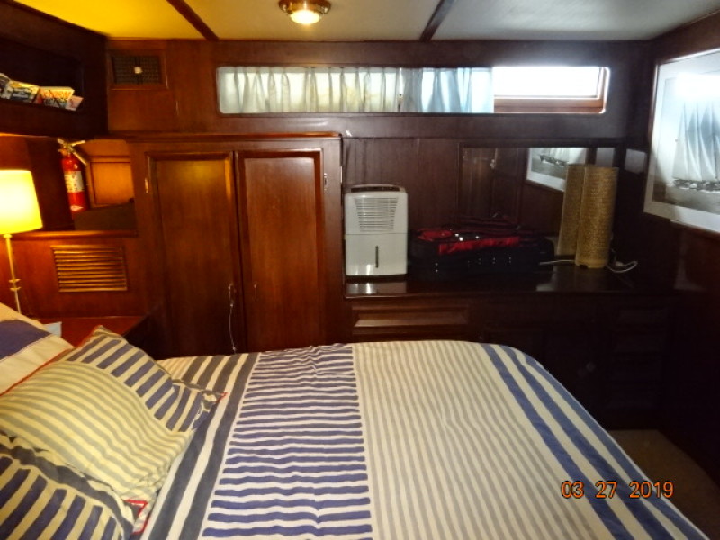 1987 Jefferson Motoryacht