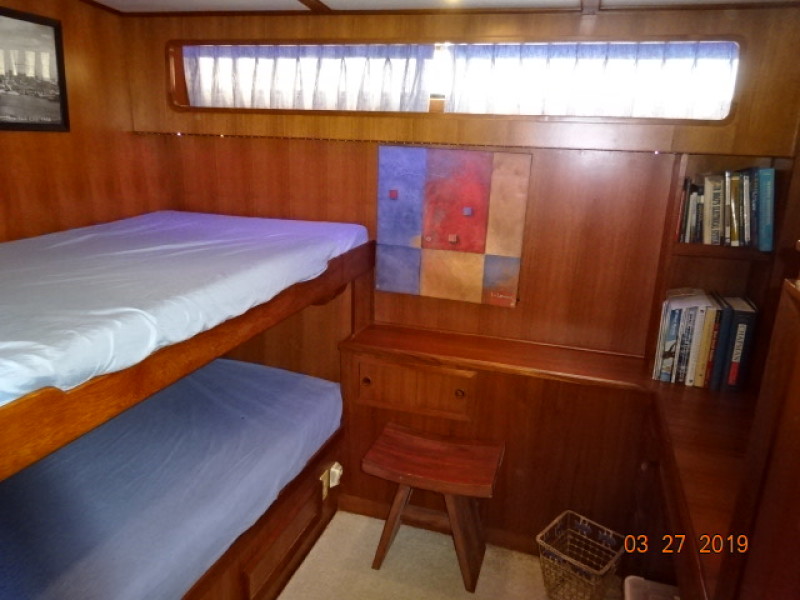 1987 Jefferson Motoryacht