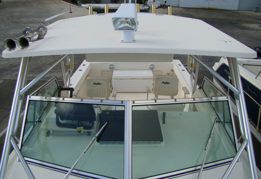 2001 Parker 2510 Deep Vee