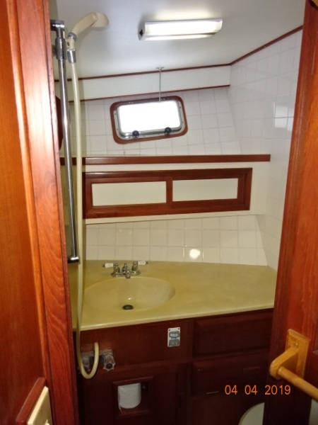 1986 DeFever Raised Pilot House