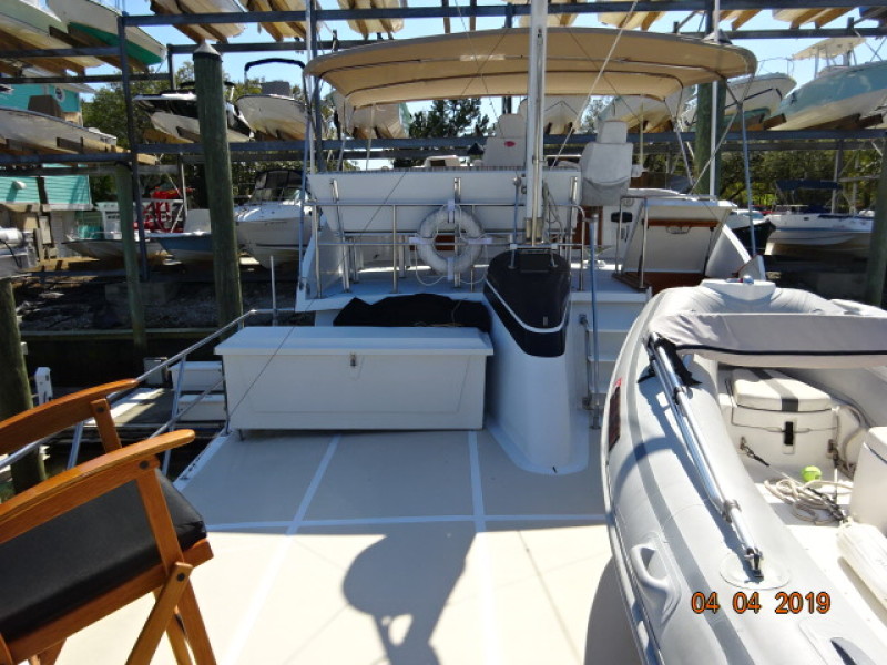 1986 DeFever Raised Pilot House