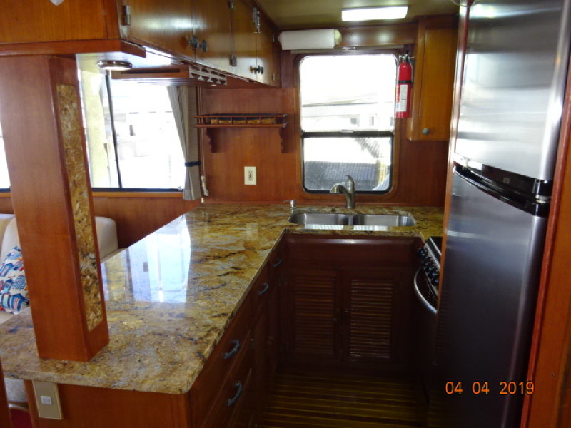1986 DeFever Raised Pilot House