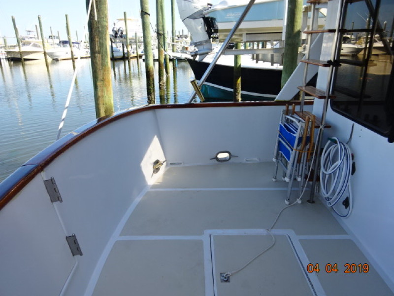 1986 DeFever Raised Pilot House