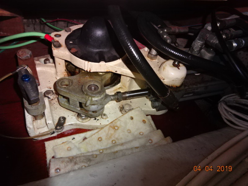 1986 DeFever Raised Pilot House