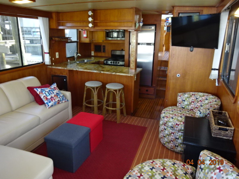 1986 DeFever Raised Pilot House