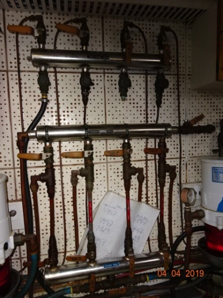 1986 DeFever Raised Pilot House