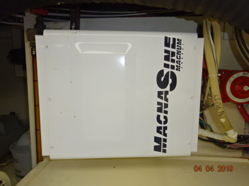 1986 DeFever Raised Pilot House