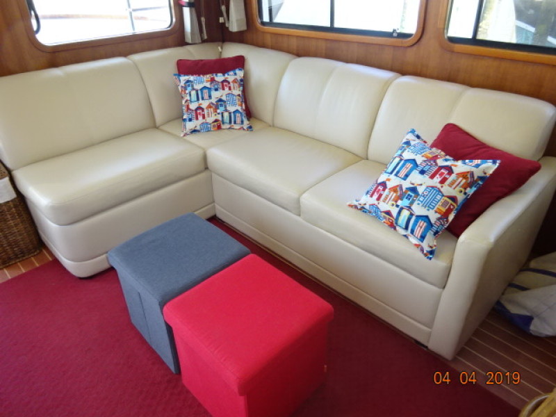 1986 DeFever Raised Pilot House