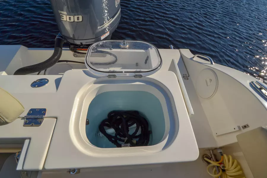 2014 Cobia 237 Cc 11