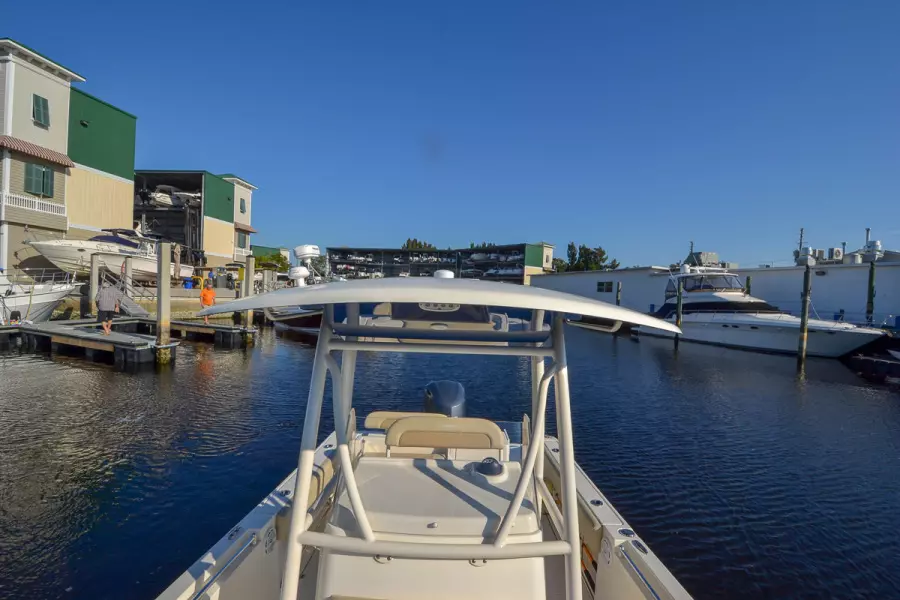 2014 Cobia 237 Cc 21