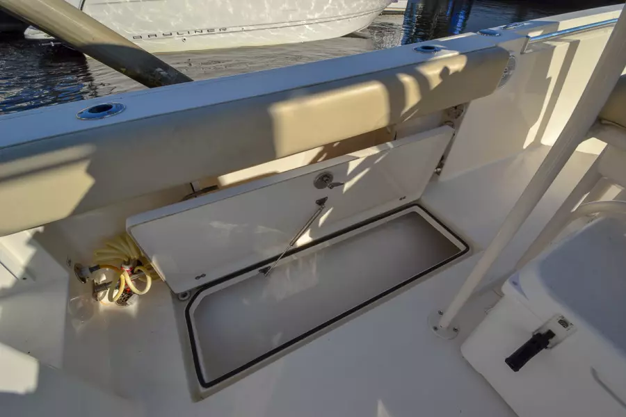 2014 Cobia 237 Cc 27