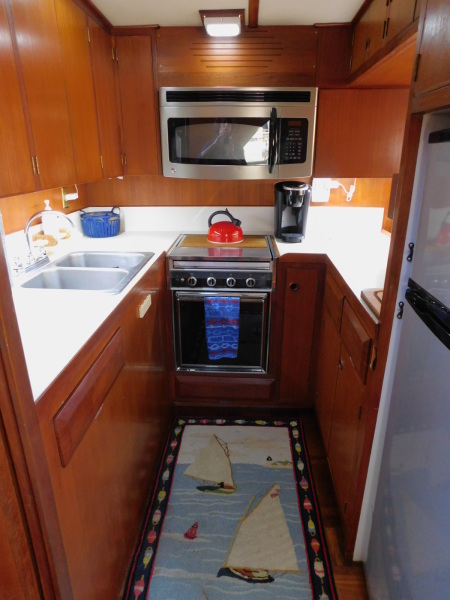 1982 DeFever 44