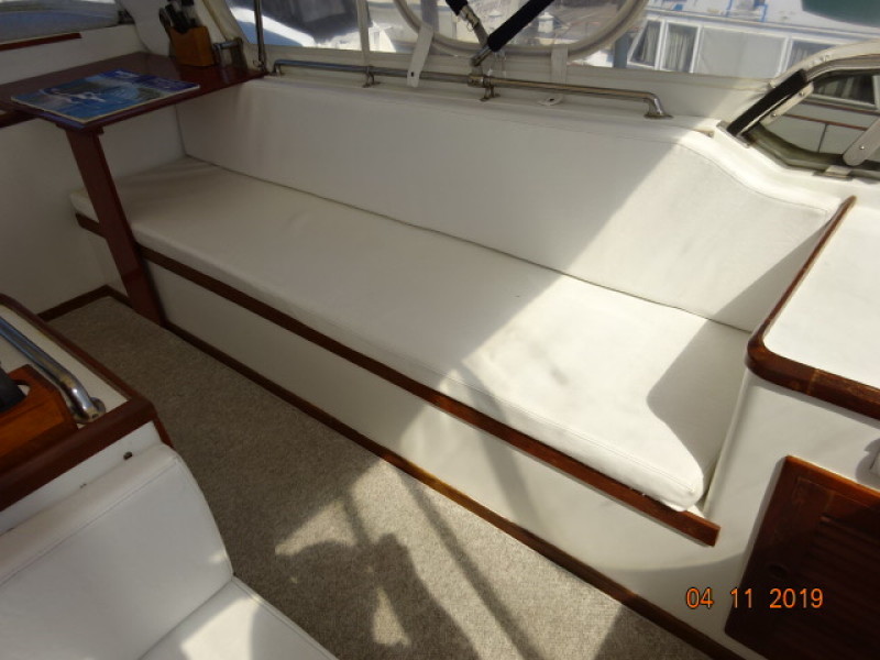 1985 Jefferson motor yacht