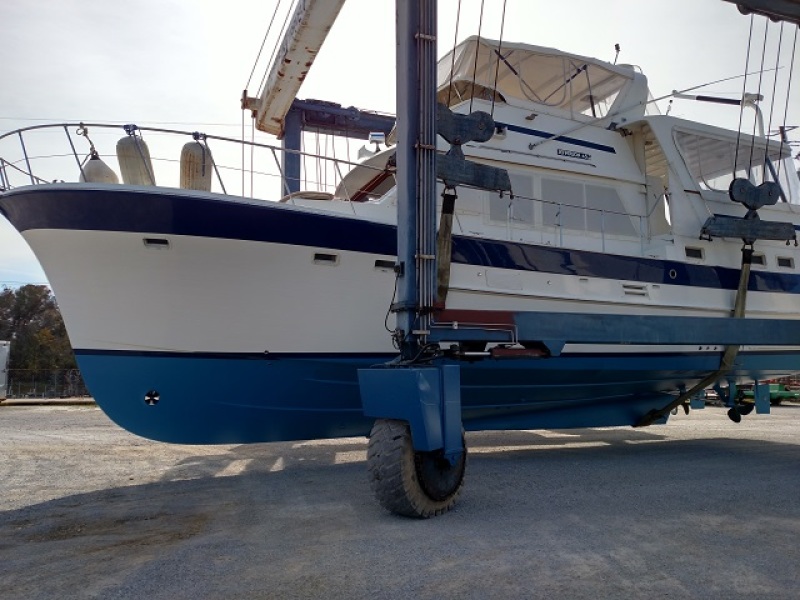 1985 Jefferson motor yacht