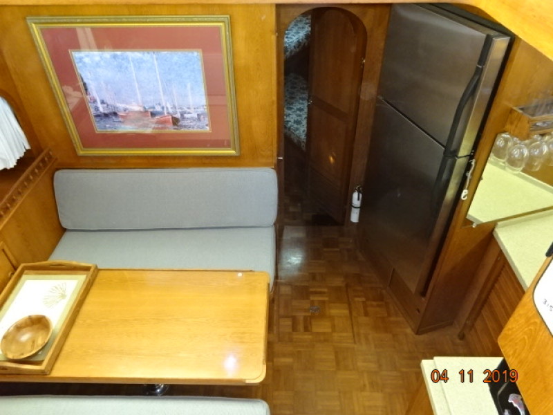 1985 Jefferson motor yacht
