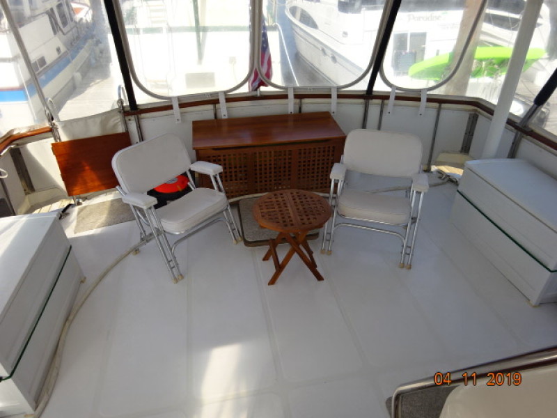 1985 Jefferson motor yacht