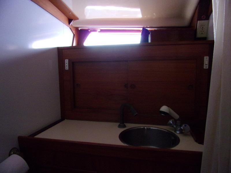 1984 Wauquiez Amphitrite Ketch