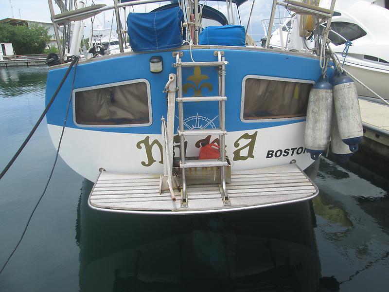 1984 Wauquiez Amphitrite Ketch