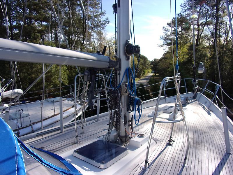 1984 Wauquiez Amphitrite Ketch