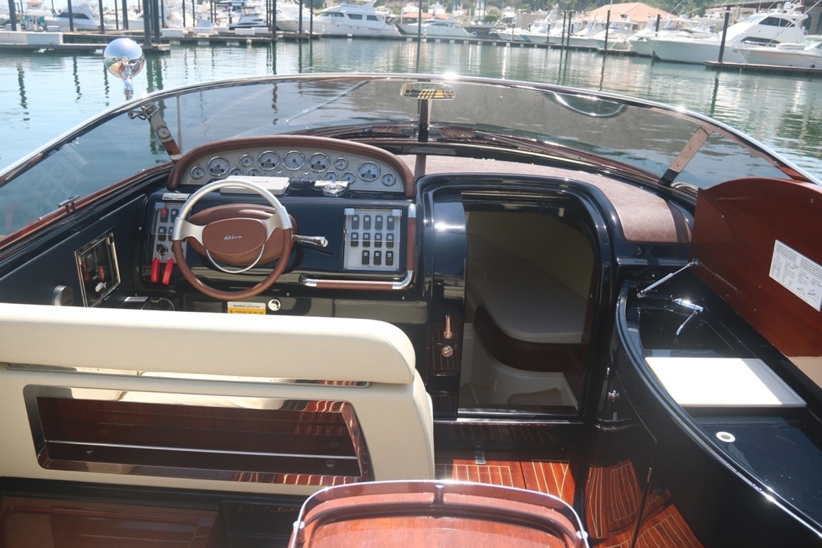 BABY SHA  33ft Riva Yacht For Sale