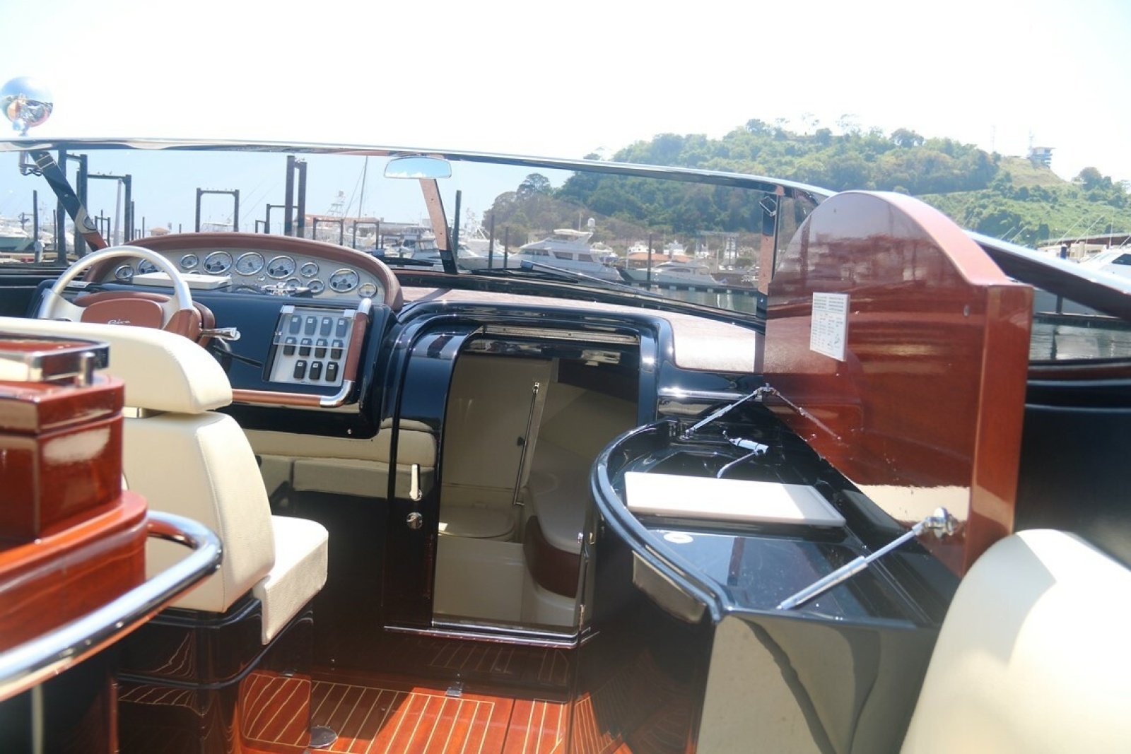 BABY SHA  33ft Riva Yacht For Sale