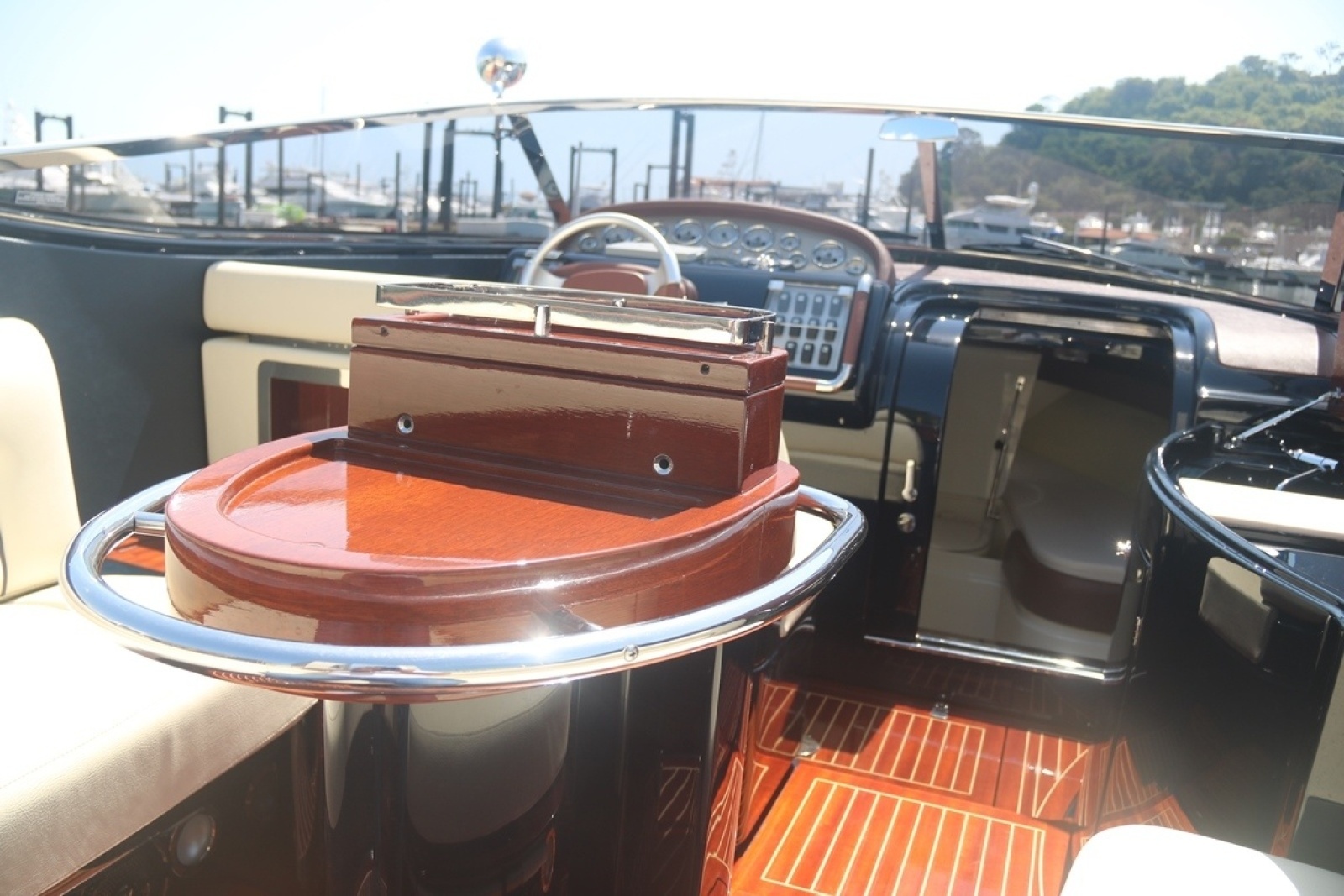 BABY SHA  33ft Riva Yacht For Sale