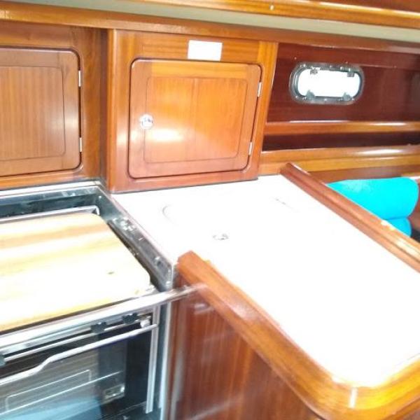 2001 Bavaria Bavaria 37