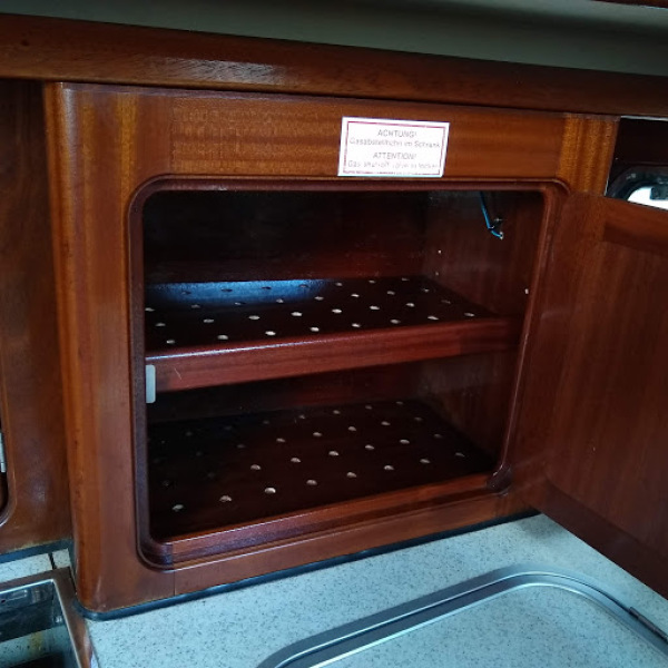 2001 Bavaria Bavaria 37