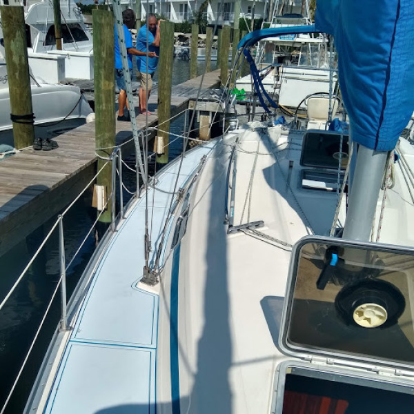 2001 Bavaria Bavaria 37