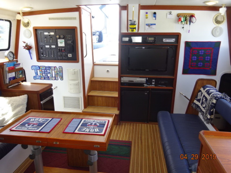 2006 Endeavour 44 Trawler cat