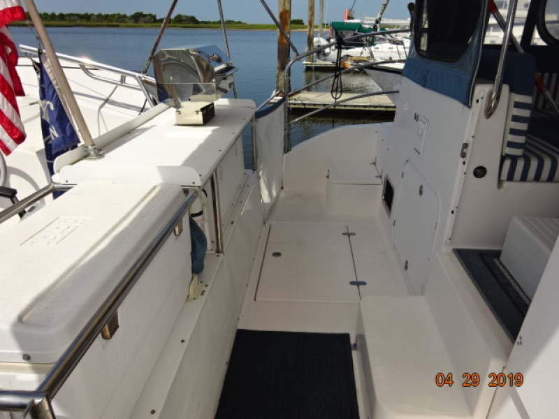 2006 Endeavour 44 Trawler cat