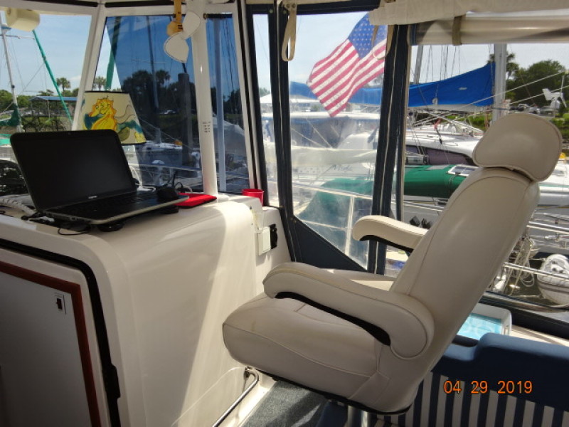 2006 Endeavour 44 Trawler cat