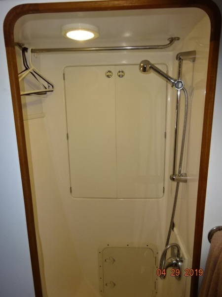 2006 Endeavour 44 Trawler cat