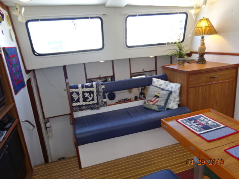2006 Endeavour 44 Trawler cat