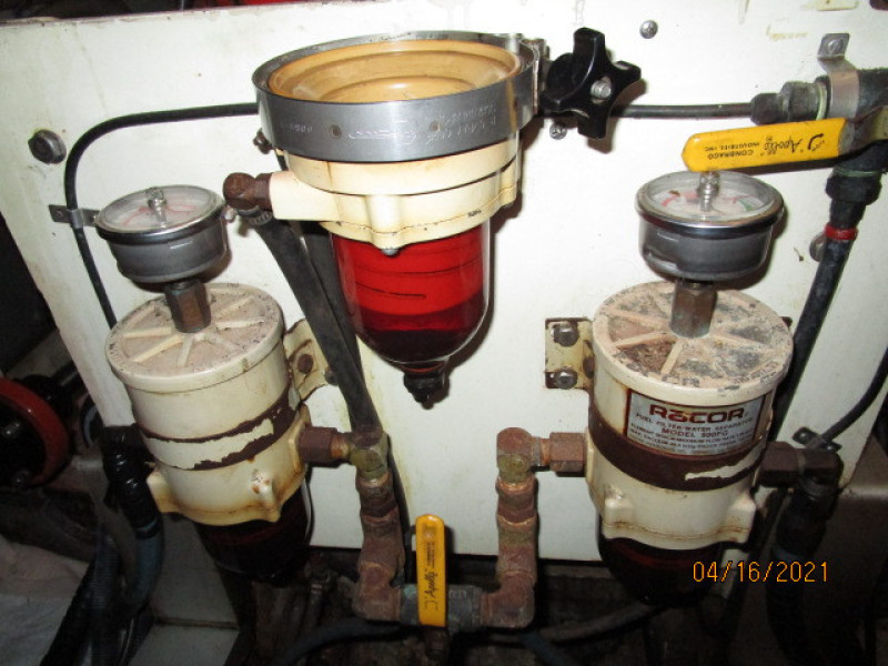 42' Grand Banks fuel filters