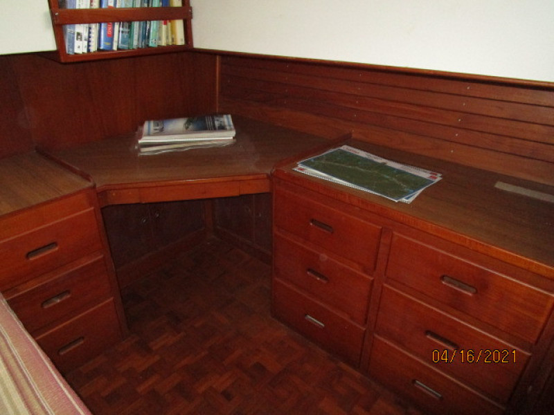 42' Grand Banks master stateroom desk-vanity