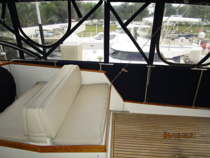42' Grand Banks flybridge starboard