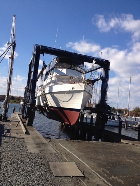 42' Grand Banks hauled out2