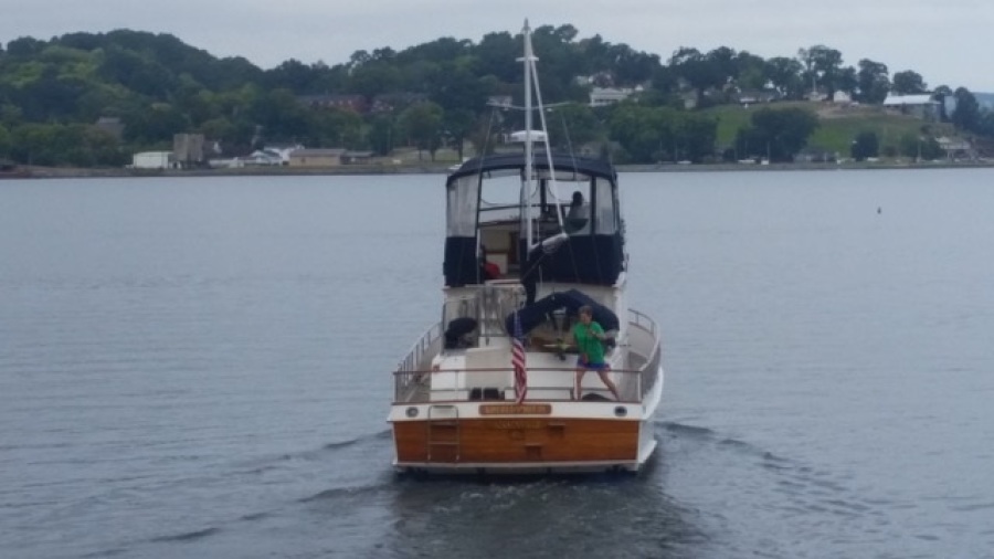 42' Grand Banks aft profile