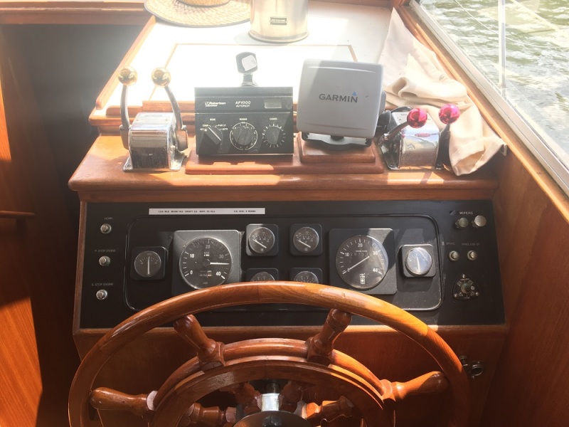 1988 Island Gypsy Sundeck Trawler