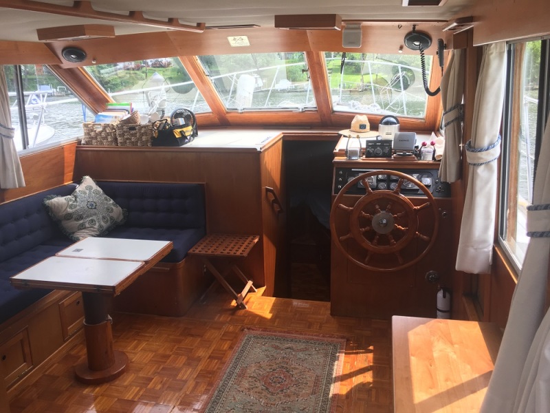 1988 Island Gypsy Sundeck Trawler