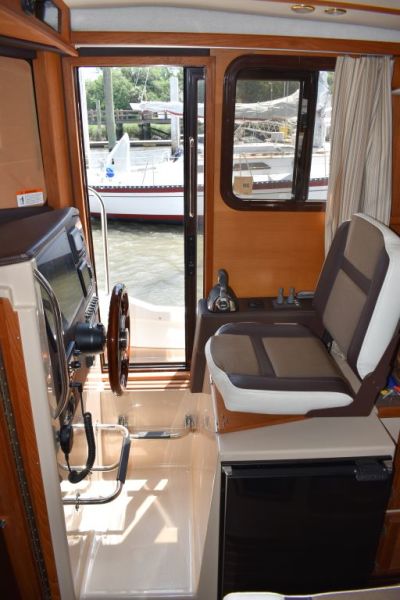 2016 Ranger Tugs R-31-S