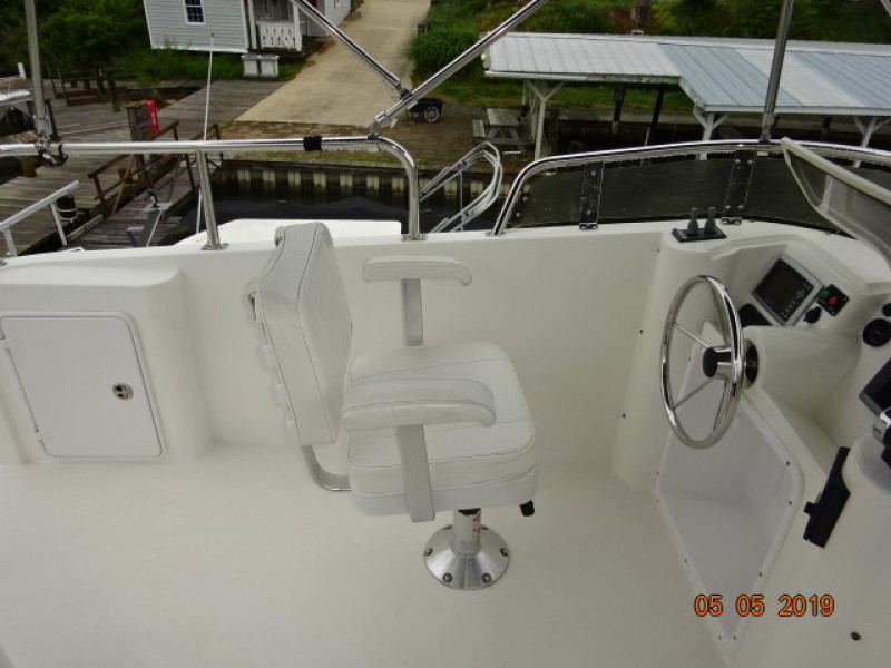 2008 Fathom Yachts Flybridge Expedition