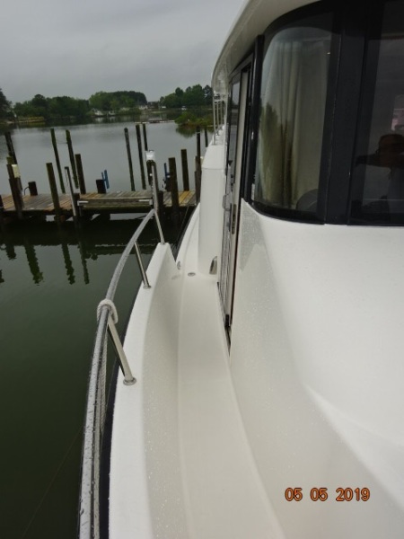 2008 Fathom Yachts Flybridge Expedition
