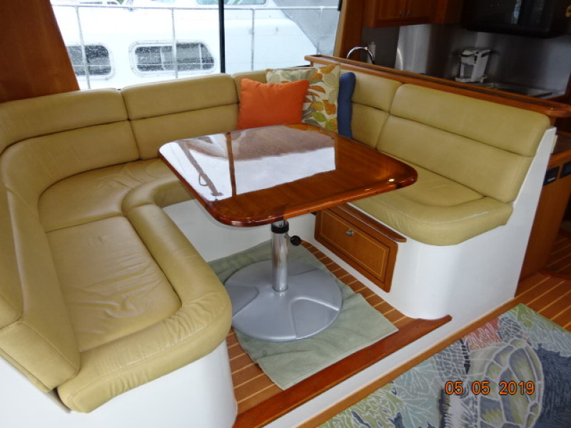 2008 Fathom Yachts Flybridge Expedition