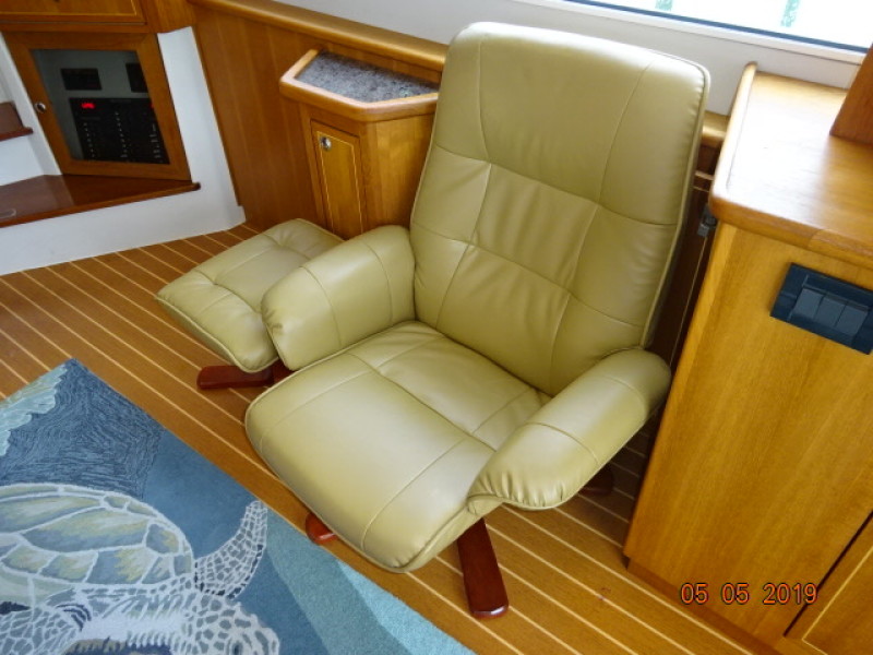 2008 Fathom Yachts Flybridge Expedition